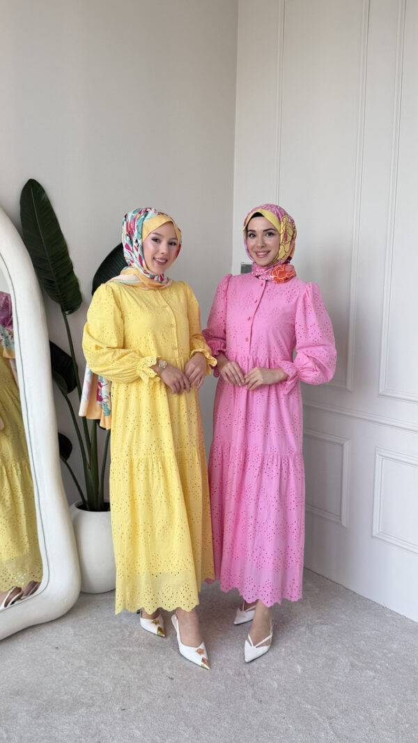 Wholesale fisto broderie layered summer dress in cotton blend for modest fashion.