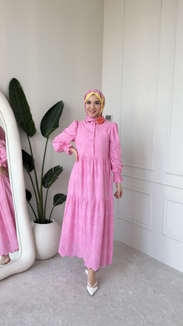 Wholesale fisto broderie layered summer dress in cotton blend for modest fashion.