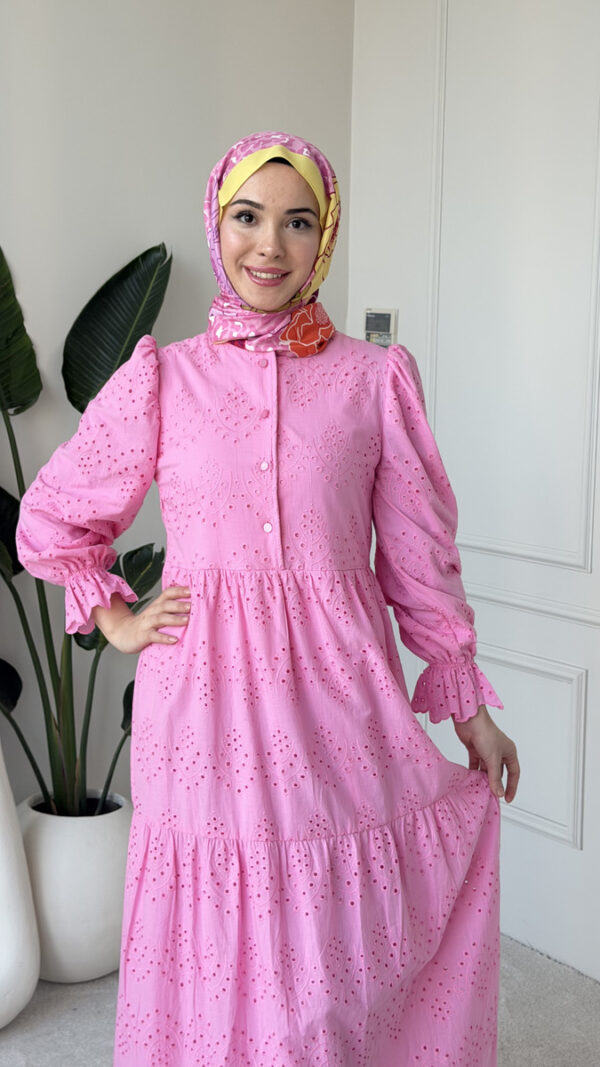 Wholesale fisto broderie layered summer dress in cotton blend for modest fashion.