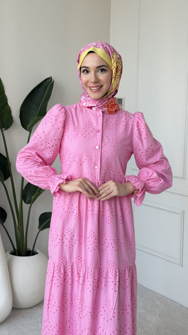 Wholesale fisto broderie layered summer dress in cotton blend for modest fashion.