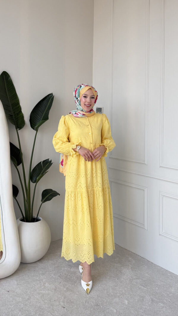 Wholesale fisto broderie layered summer dress in cotton blend for modest fashion.