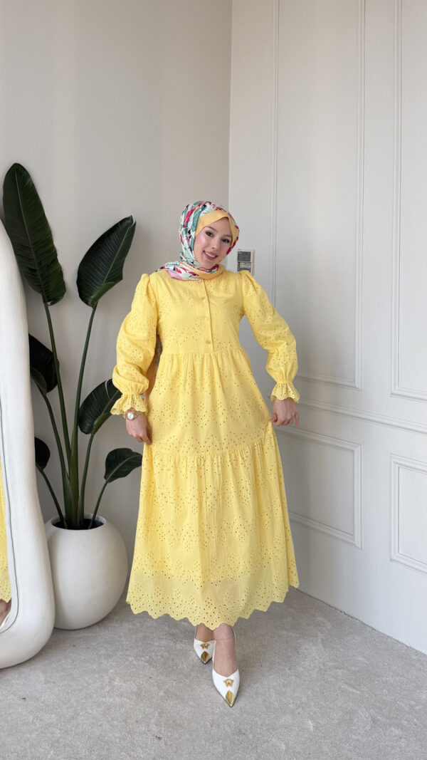 Wholesale fisto broderie layered summer dress in cotton blend for modest fashion.