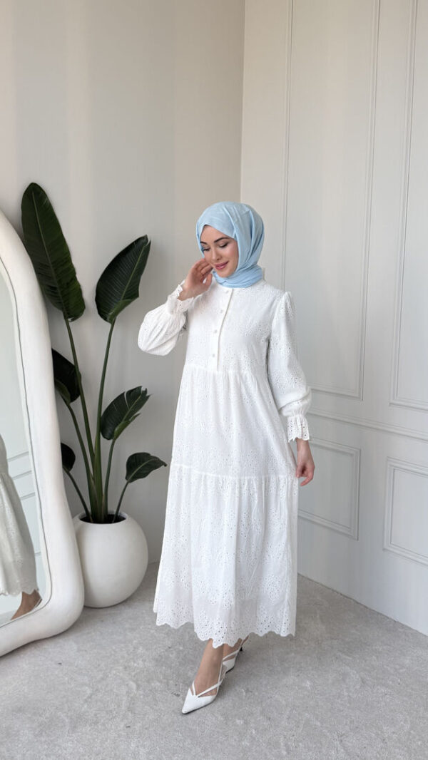 Wholesale fisto broderie layered summer dress in cotton blend for modest fashion.