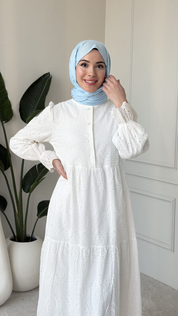 Wholesale fisto broderie layered summer dress in cotton blend for modest fashion.