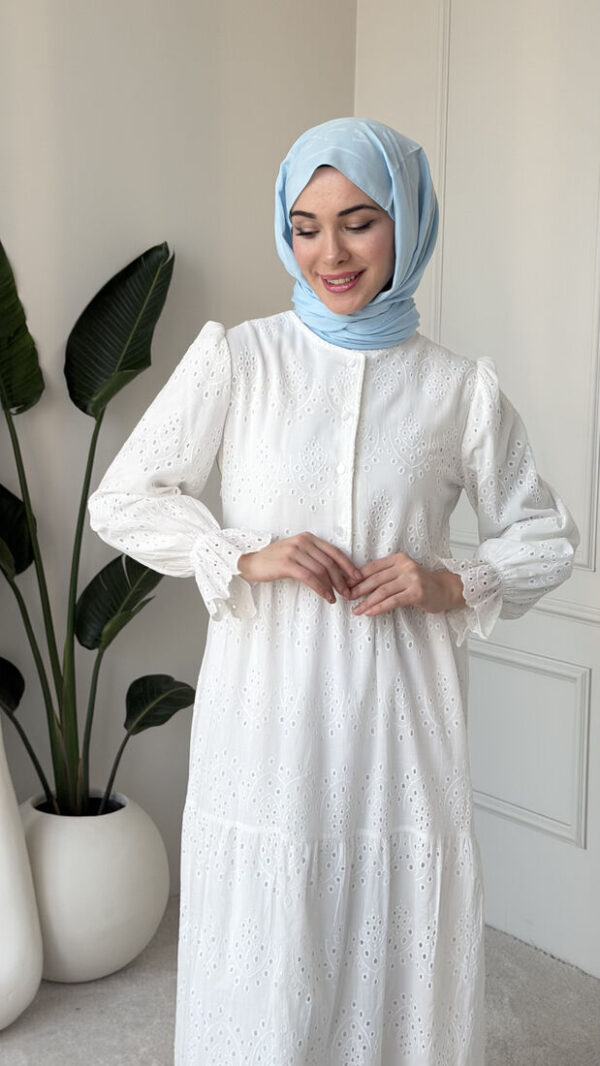 Wholesale fisto broderie layered summer dress in cotton blend for modest fashion.