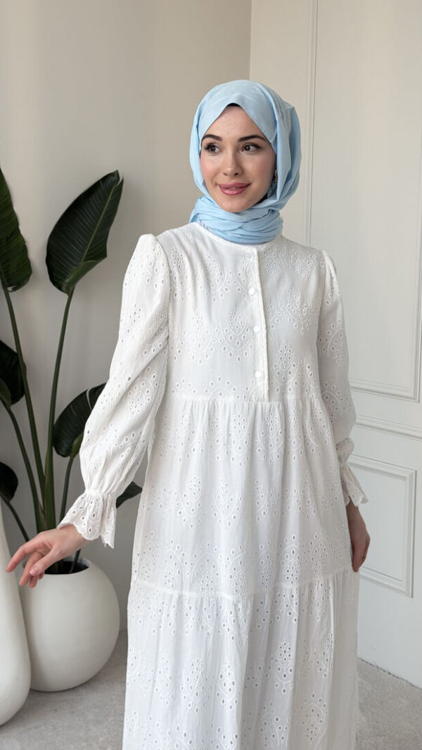 Wholesale fisto broderie layered summer dress in cotton blend for modest fashion.