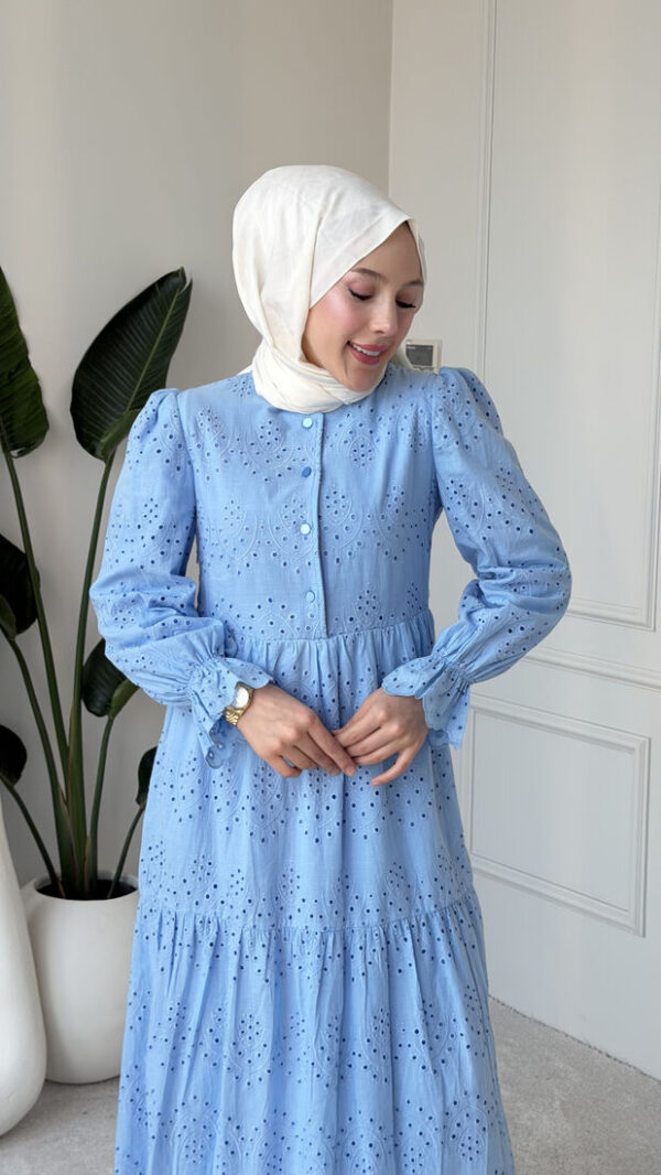 Wholesale fisto broderie layered summer dress in cotton blend for modest fashion.