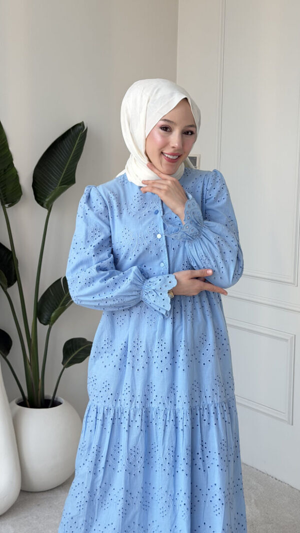 Wholesale fisto broderie layered summer dress in cotton blend for modest fashion.