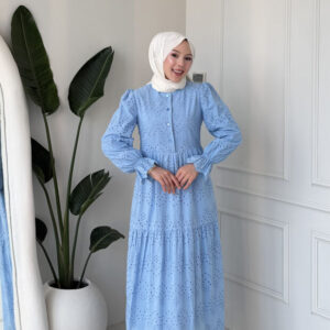 Wholesale fisto broderie layered summer dress in cotton blend for modest fashion.