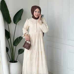Wholesale fisto broderie layered summer dress in cotton blend for modest fashion.