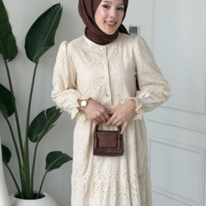 Wholesale fisto broderie layered summer dress in cotton blend for modest fashion.