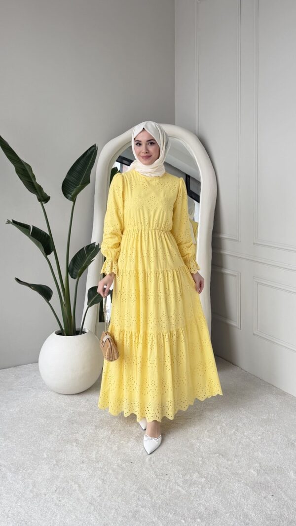 Wholesale fisto detail maxi dress with high neck for elegant summer modest fashion.