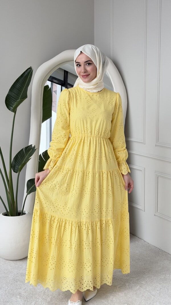 Wholesale fisto detail maxi dress with high neck for elegant summer modest fashion.
