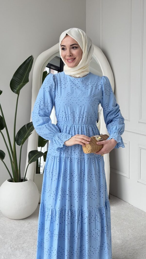 Wholesale fisto detail maxi dress with high neck for elegant summer modest fashion.