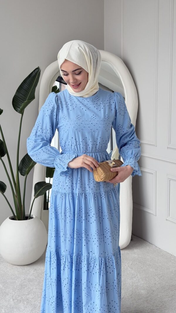 Wholesale fisto detail maxi dress with high neck for elegant summer modest fashion.