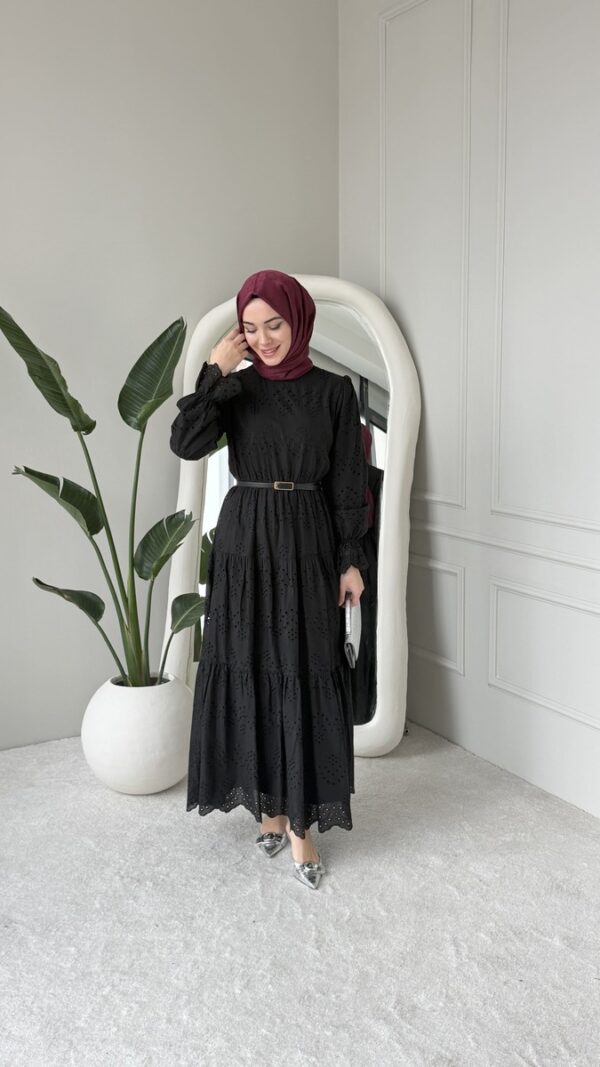Wholesale fisto detail maxi dress with high neck for elegant summer modest fashion.