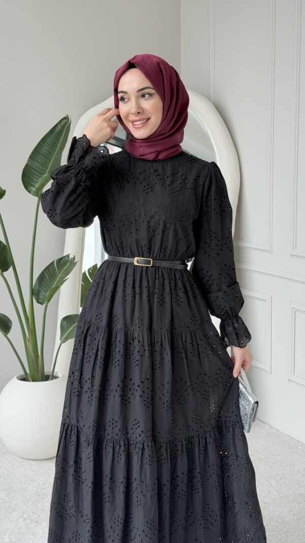 Wholesale fisto detail maxi dress with high neck for elegant summer modest fashion.