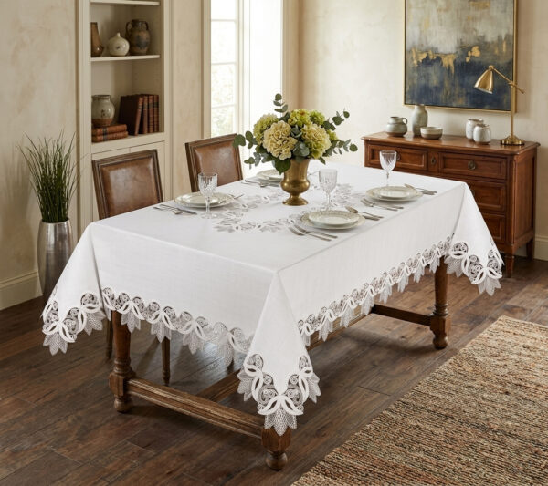 Verdant Elegance wholesale 160x220 cm luxury tablecloth with drooping leaf guipure lace borders for premium events